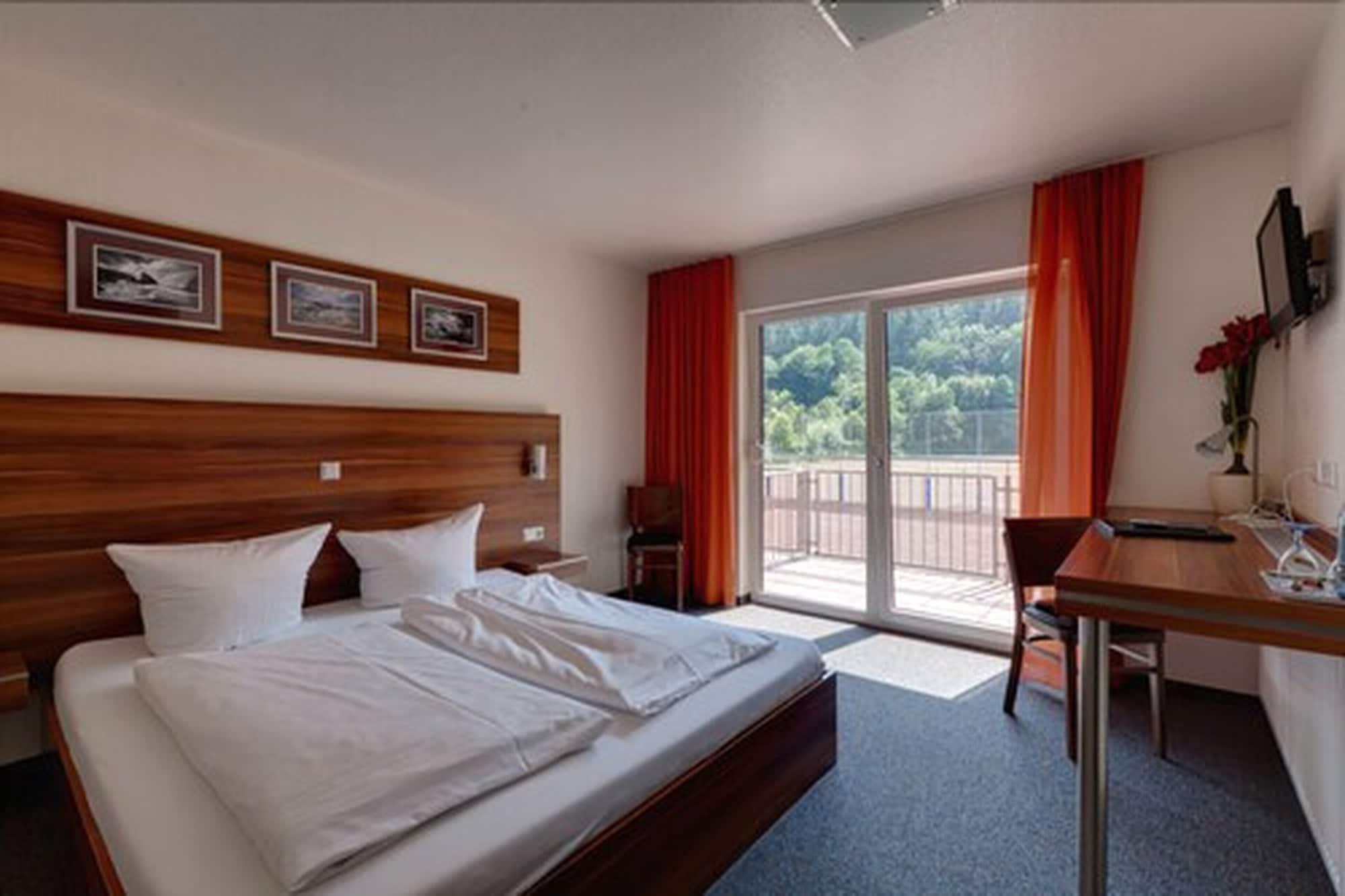 Hotel Zum Neckartal Heidelberg Esterno foto