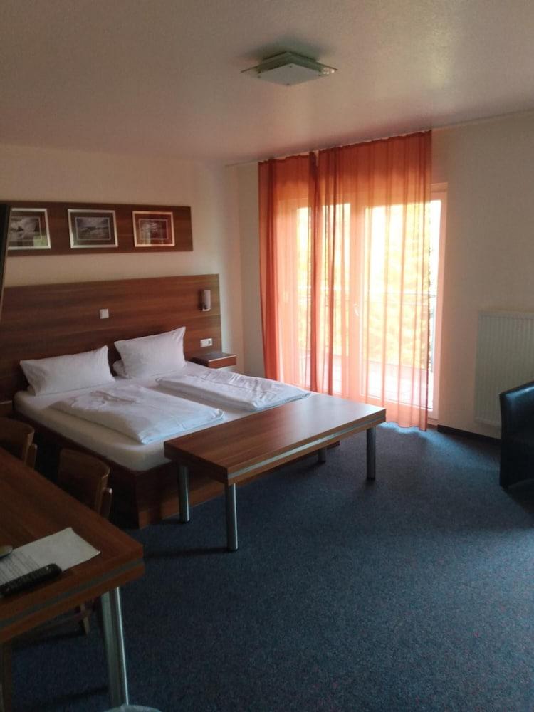 Hotel Zum Neckartal Heidelberg Esterno foto